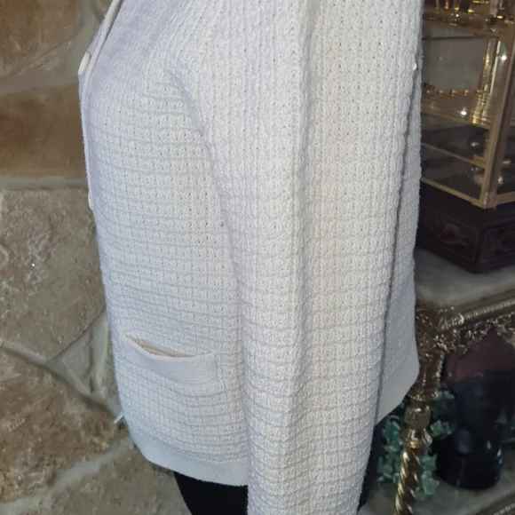 Uniqlo Cream Women's Cardigan Sweater - Picture 6 of 7